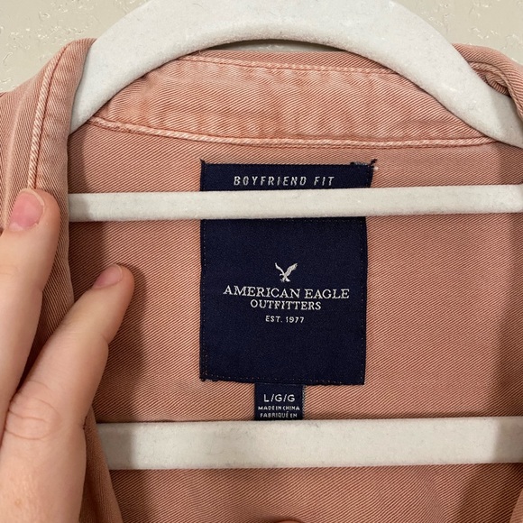 American Eagle • distressed button down - Picture 4 of 6